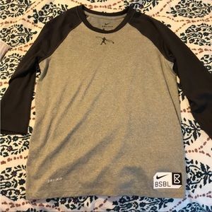 Nike tee